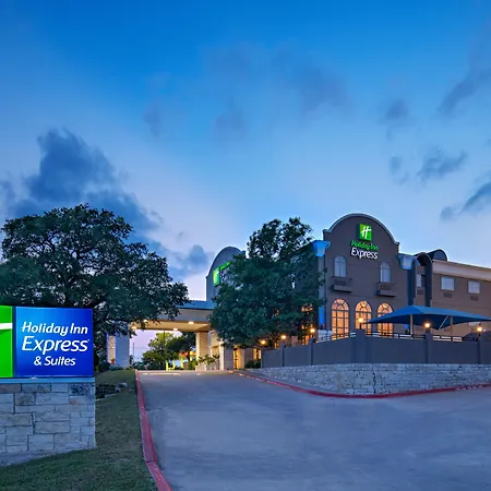 Holiday Inn Express & Suites Cedar Park